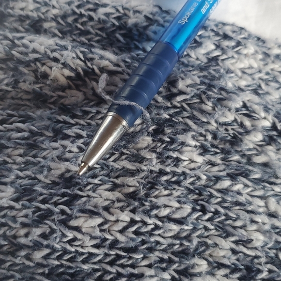 Chaps Black and White Knit Crew Neck Sweater - Picture 7 of 8